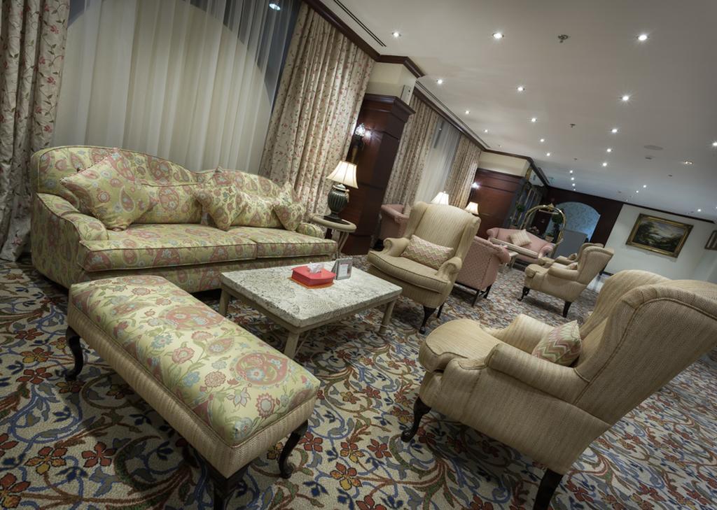 Hawthorn Suites By Wyndham Khobar Extérieur photo